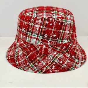 ⭐️SALE 3/$20⭐️ NWT Arianna Red Plaid With Snowflakes Bucket Hat